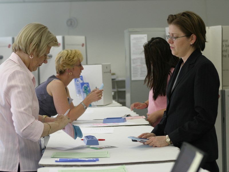 Record enrolment as Victoria votes