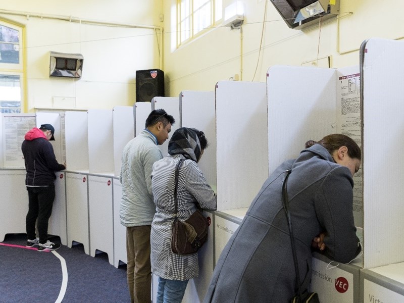 The VEC says 1,906,930 eligible Victorians had already voted in the 2022 state election as of 6pm Thursday 24 November.