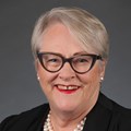 Bev McArthur